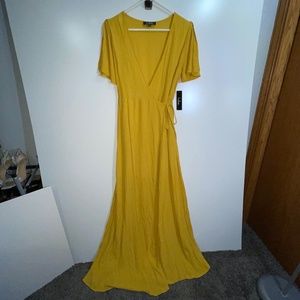 Lulus‎ NWT Wrap Short Sleeve V-Neck Dress Size M